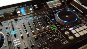 Pioneer DDJ RZX Works with VIRTUAL DJ 8