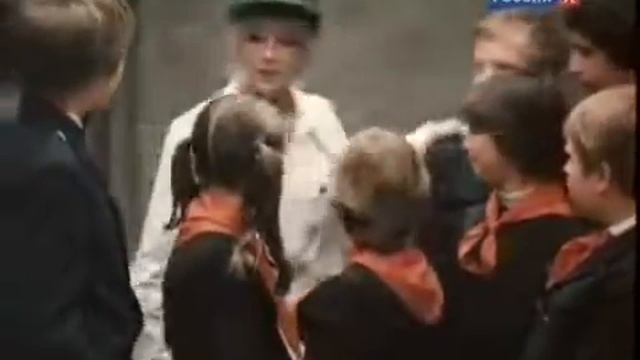 Алиса Селезнева предсказывает будущее смотреть онлайн