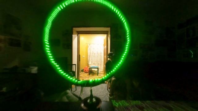 Pavo Pico Tiny Whoop, первый полет по домашней трассе смотреть онлайн