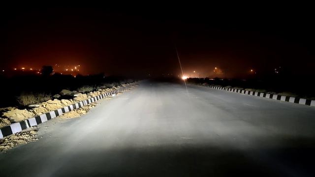 Sonet HTX and Brezza ZXi+ Headlight Comparison | Mechanical Jugadu смотреть онлайн