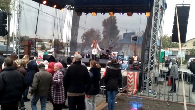 День села.Новые Петровцы 14 10 2016 Ирина Корзун  "Мы Украинцы " смотреть онлайн