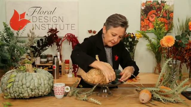 Autumn Décor - Gourds Galore! смотреть онлайн