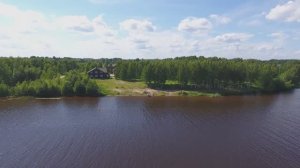 Остров Белый Яр, Горьковское водохранилище, река Нёмда. Облёт на квадрокоптере, вид сверху.mp4