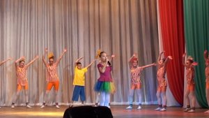 Образцовый Художественный коллектив Творческое Объединение "Дружба". "Мир похож на цветной луг"