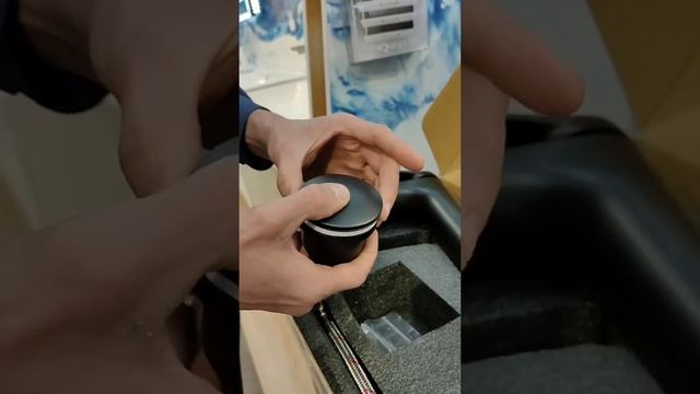 Смеситель на раковину Lemark Bronx LM3709BL смотреть онлайн