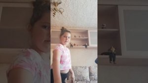 Гимнастика как научиться стоять на руках и на 1й ногие