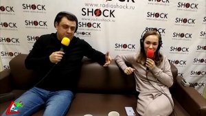 Лера и Даня Гусаровы про отношения, семейный контент, странных подписчиков и Новый год | Радио ШОК