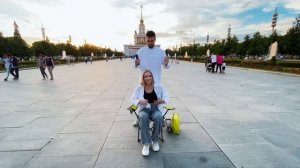 ВДНХ ПОБРИЛ БАБУ НАЛЫСО