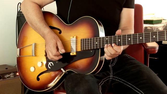 1958 Epiphone "Century" смотреть онлайн