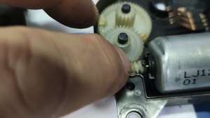 Люфт червяка сервопривода. Тойота Авенсис.