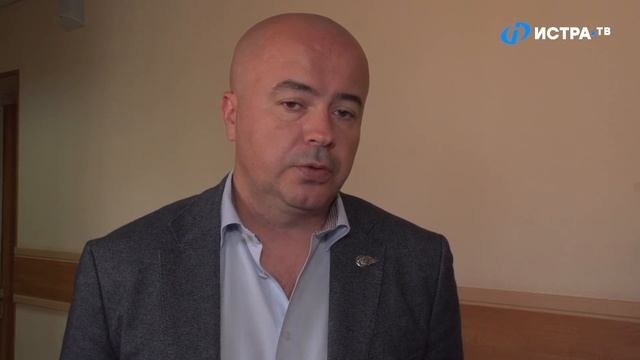 Вручение сертификатов врачам и учителям