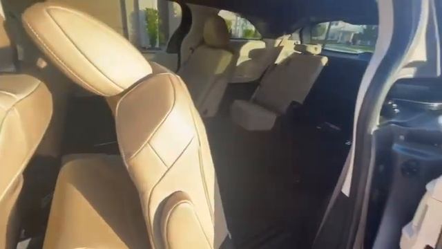 Новая Toyota Sienna 2023 Hybrid - минивэн в котором есть ВСЕ! смотреть онлайн
