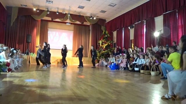 Танец Страшного Леса( группа современного танца)