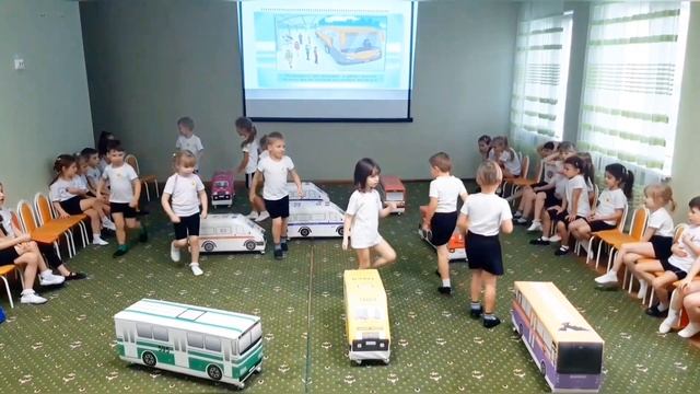 "Безопасность детей в наших руках". Физкультурое занятие по ПДД. (Группы 12 и 13). смотреть онлайн