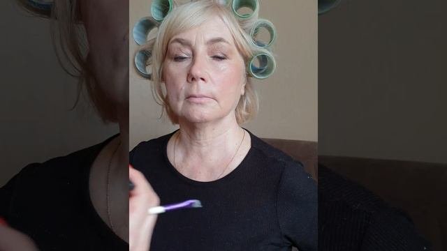 Омолаживающий макияж. Макияж 65 + .