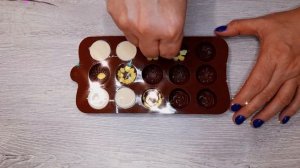 Красивые шоколадные фигурки в силиконовых формах! Мини - шоколад в домашних условиях!