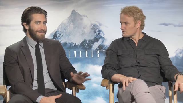 Jake Gyllenhaal & Jason Clarke discuss climbing Everest #chipchat смотреть онлайн