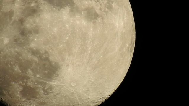 2019-04-17 - N4968 - moon 2 - telescope 2000 mm zoom Nikon P900 смотреть онлайн