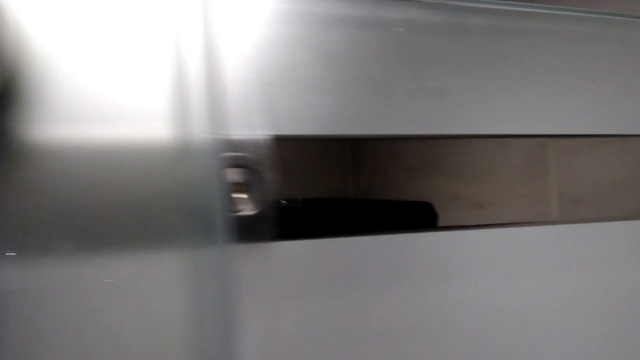 Раздвижная стеклянная перегородка для душа смотреть онлайн