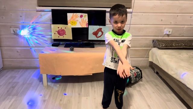 Противовирусный танец 2022 Дмитриев Илья 4года смотреть онлайн