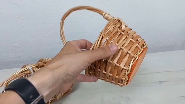 Корзины из лозы оптом от производителя. Маленькая корзинка