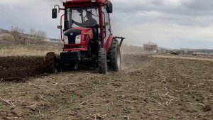 Tractor dong feng 404