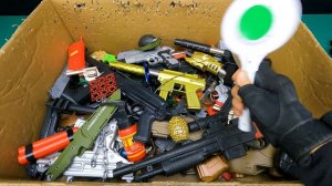 Airsoft Glock 19 & Canas Shooter Toy Box - MP40/Special Knife Collection/Sniper Canas