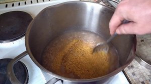 Прикормка своими руками для рыбалки на карася леща карпа плотвы сазана. приманка для рыбы. ловля.