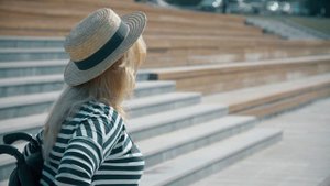 Преодоление ступенек и бордюров на коляске.