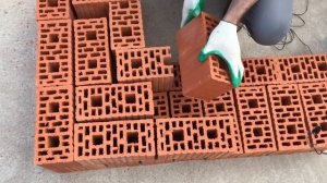 Строительство кирпичных домов. Особенности кладки