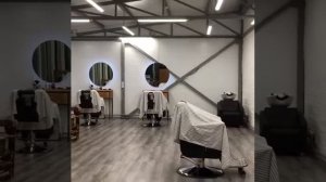 Комплект стеллажей и зеркал для барбершопа BarberPro на ул. Республики, 160