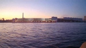 Ловлю окуня на реке Нева!