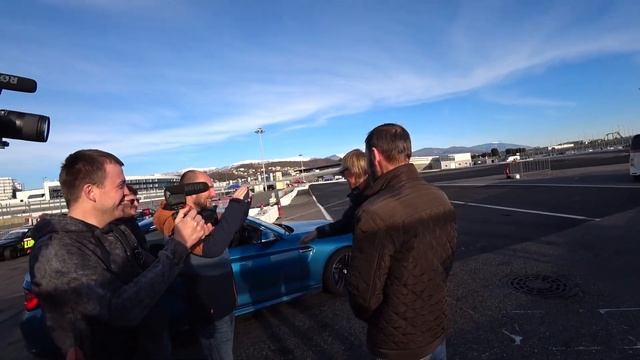 Цереградцев за рулем Е36 | Тренировки в Сочи! смотреть онлайн