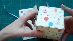 Конверт для денег с выпрыгивающим кубиком!