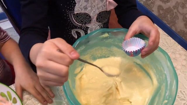 Капкейки от Тасмин и Софии! смотреть онлайн