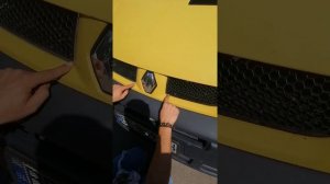 как открыть капот на рено трафик если оборвался тросик.