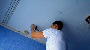 Монтаж двухуровнего натяжного потолка (безщелевая система)