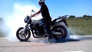 HONDA CB900 HORNET