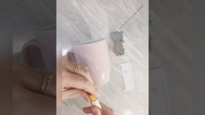 Как и на что я приклеиваю декор из полимерной глины к кружечке