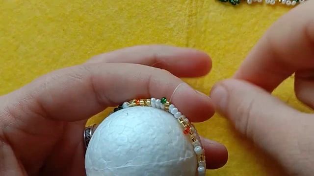 МК Шарик ?Перо Павлина?Мозаичное плетение Часть 4/4 смотреть онлайн