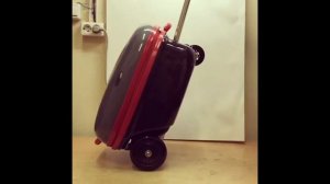 Чемодан-самокат