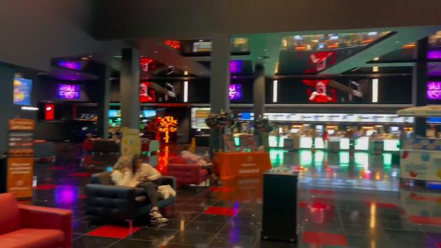 Новый год в Майами 2024 смотреть онлайн