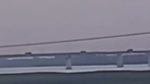 Как можно увидеть, по Антоновскому мосту  идёт транспорт, мост цел и работает.