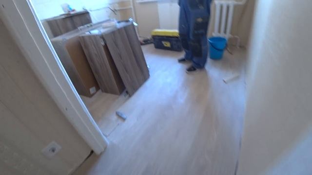 Чисто,да ладно!Ремонт квартиры в кризис!Кухня не уместилась! Коридор смотреть онлайн