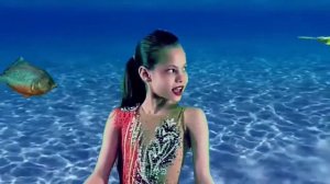 Girl and shark. Cool video. Золотые сундуки. Remix.) В синем море в белой пене.