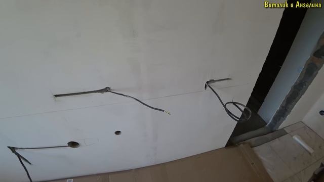 ПЕРВЫЙ РАЗ СДЕЛАЛ ФАРТУК НА КУХНЕ ИЗ ПЛИТКИ / КУПИЛИ ГАЗОВУЮ ПЛИТУ / КУПИЛИ МОЙКУ НА КУХНЮ / РЕМОНТ смотреть онлайн