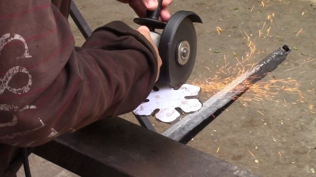 Самодельный узор для ворот, решеток, заборов и калиток смотреть онлайн