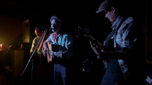 Lonesome Train (Johnny Burnette). The Spootniks