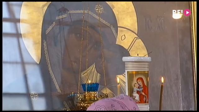 Божественная литургия в День Святой Троицы. Пятидесятницы 07.06.2020 смотреть онлайн