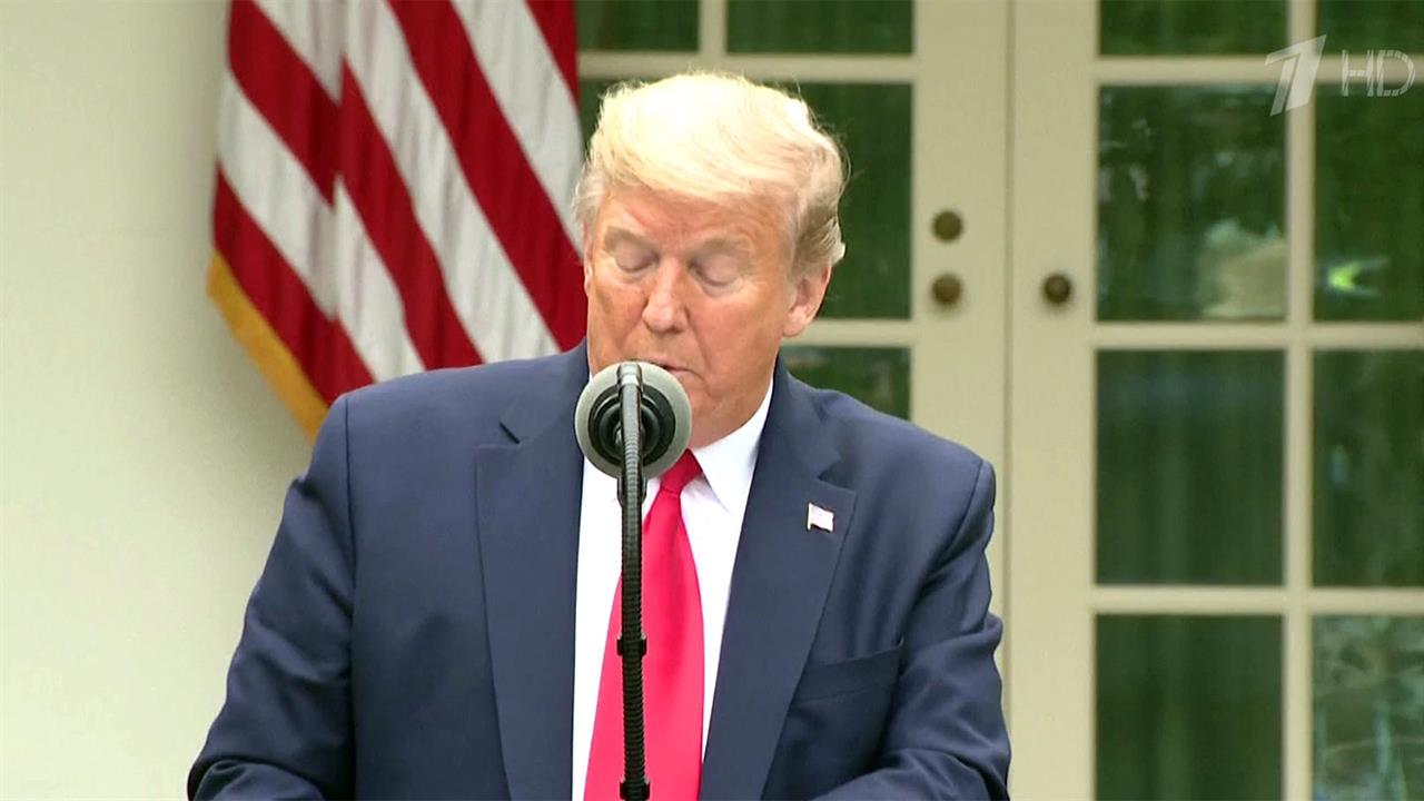 Дональд Трамп объявил о временной приостановке финансирования ВОЗ
